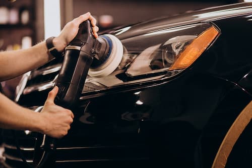 Lukturu atjaunošana auto detalizācijai Rīgā - caurspīdīguma atjaunošana